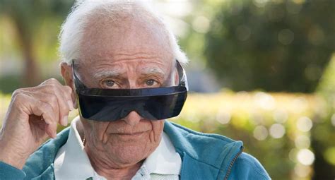 sunglasses to wear after cataract surgery|protective glasses after cataract surgery.